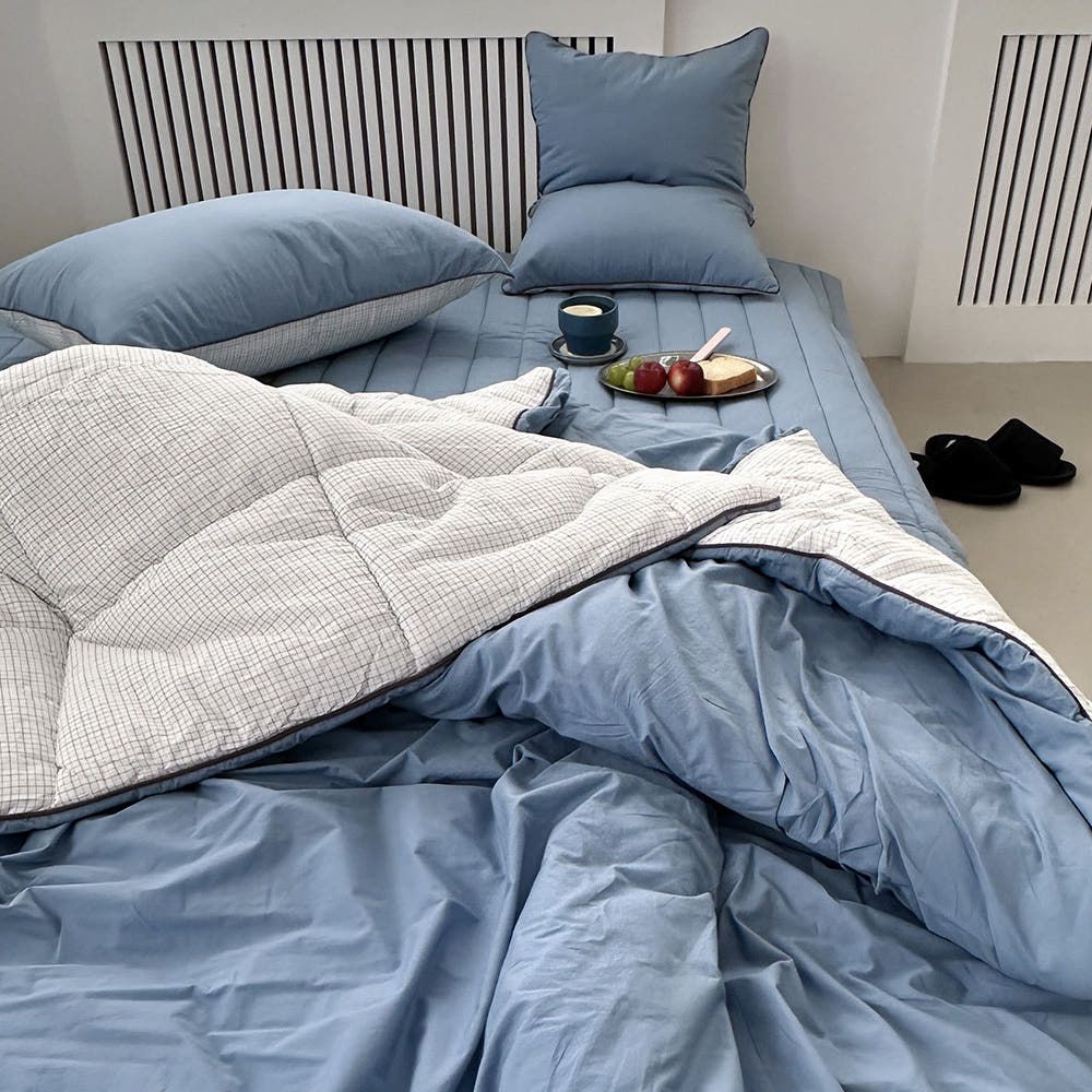 Guy Laroche Grid 100-Count Cotton and Tencel Modal Reversible Comforter Premium Antibacterial DuPont Polafil Bedding _ Made in Korea